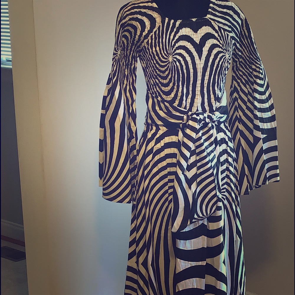 Black and White Maxi dress